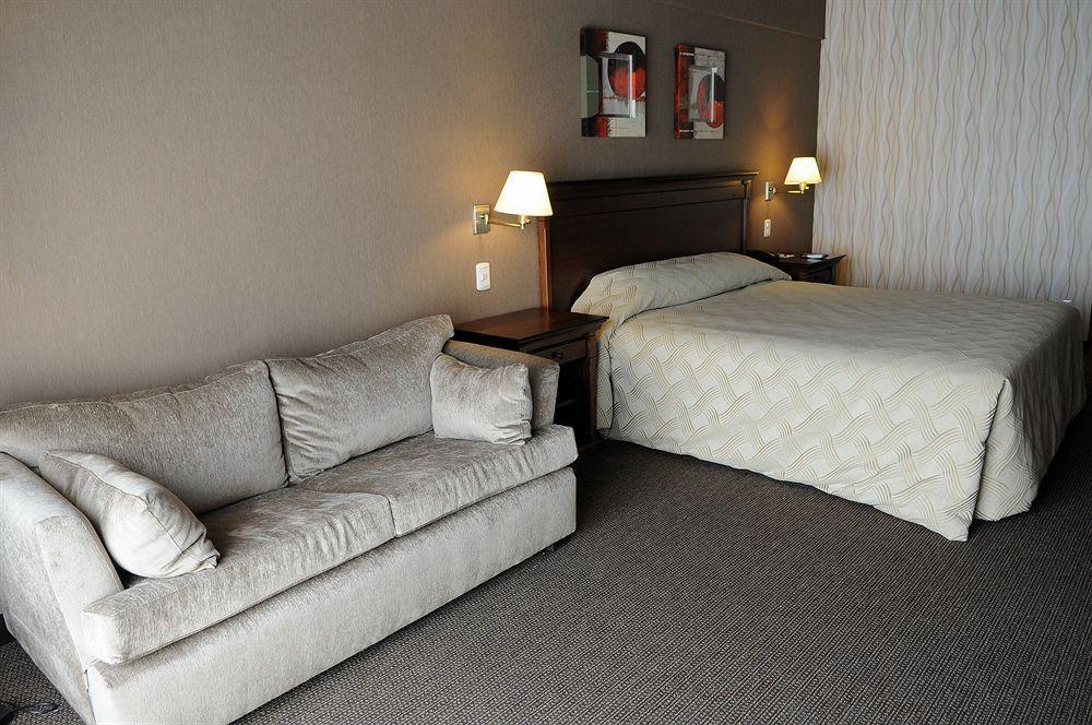 Howard Johnson Pilar & Convention Center 4* Pilar (Buenos Aires)